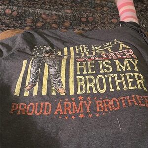 Gildan Men's Charcoal tee